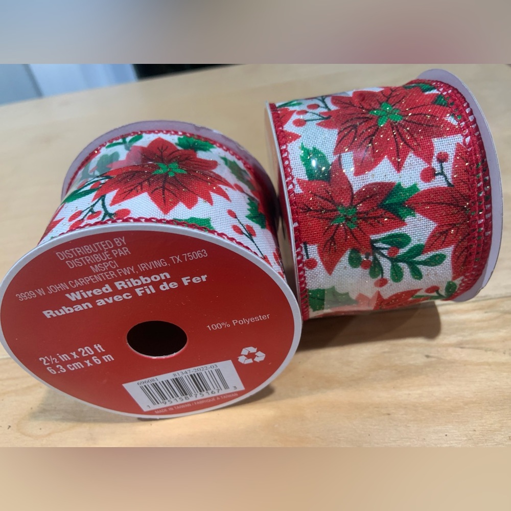 2 Xmas ribbons